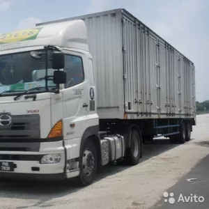 Запчасти на hino 700         