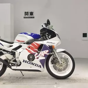 Мотоцикл спортбайк Honda CBR250RR рама MC22 модификация спортивный