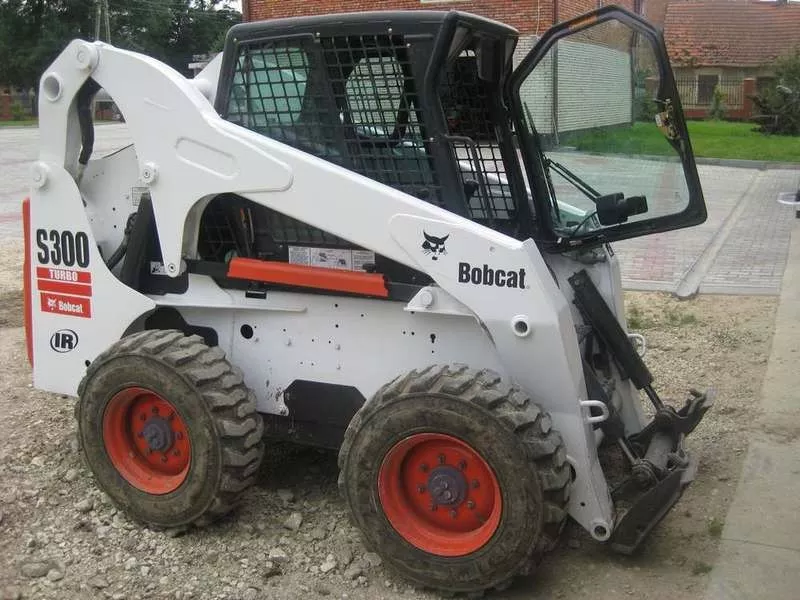 Bobcat s300 2