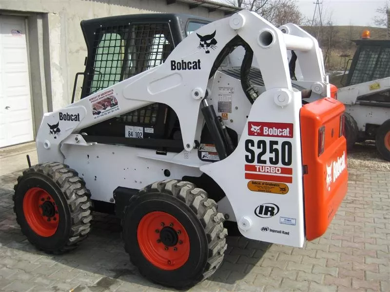 Bobcat s250/S300 Строительная техника из Европы и США