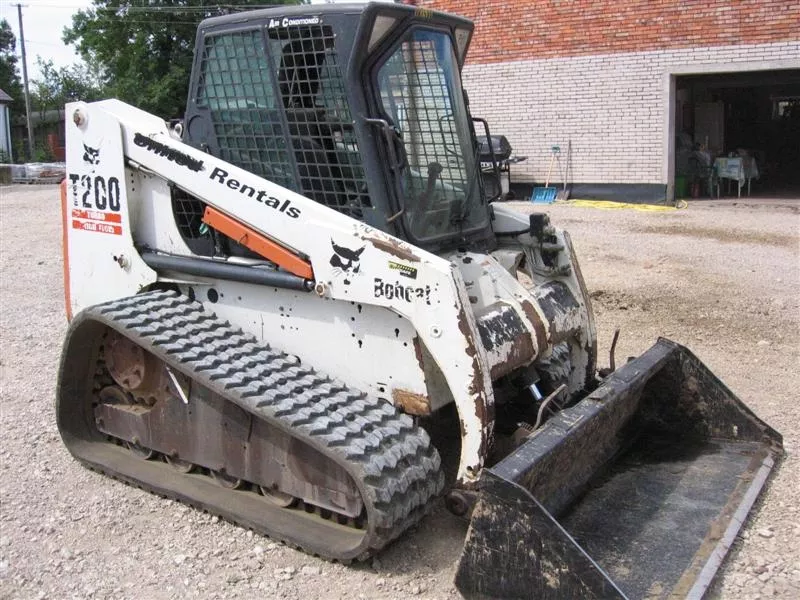 Bobcat s250/S300 Строительная техника из Европы и США 3