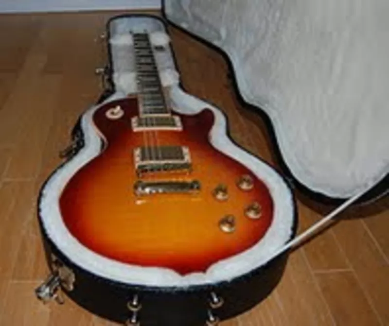 2010 Gibson Les Paul Classic Electric Guitar 