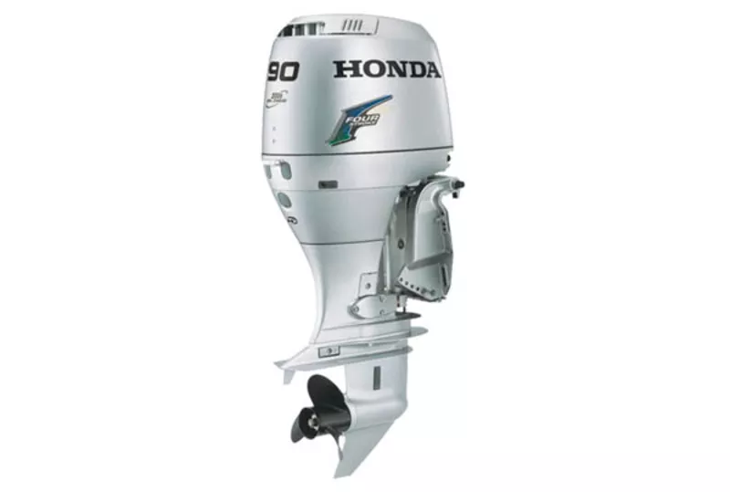 Продаю лодочный мотор бу Honda BF90