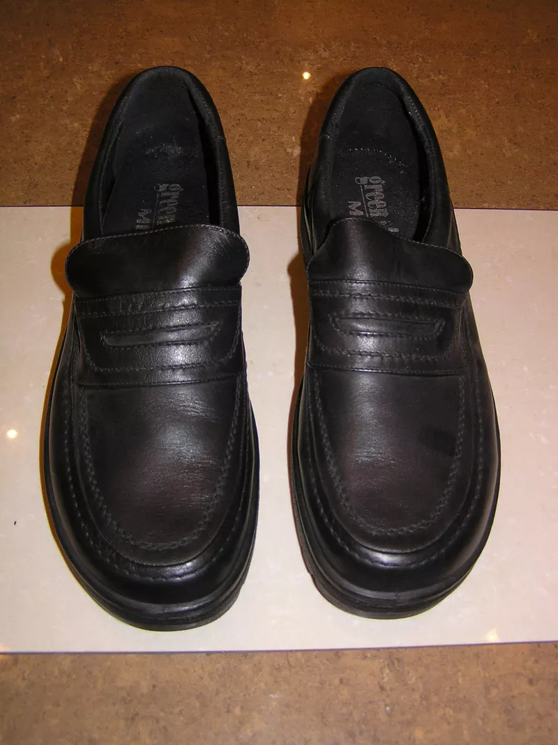 Новые чёрные демисезонные  туфли,  разм. 46,  натуральная кожа,  Югослави