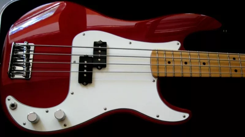 Fender standard precision bass MN candy apple RED 2