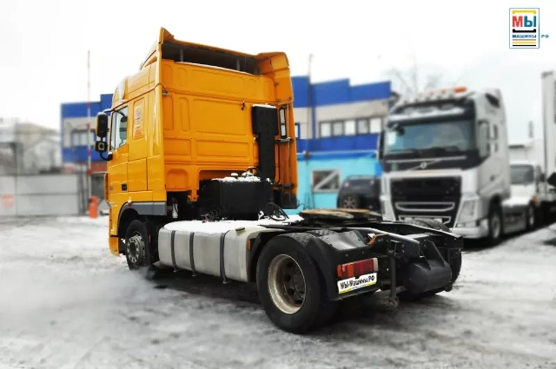 Седельный тягач Daf XF 105.460 Space Cab 2010 год 3