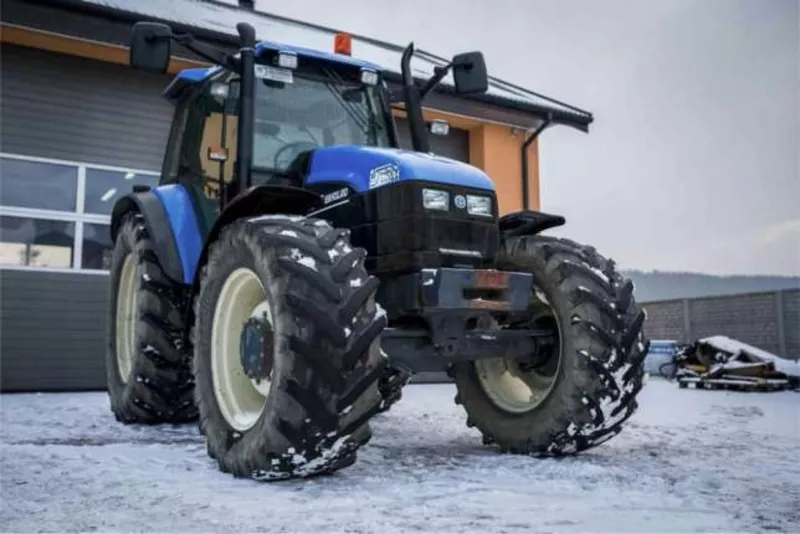 Трактор Case New Holland TS115 John Deere 4