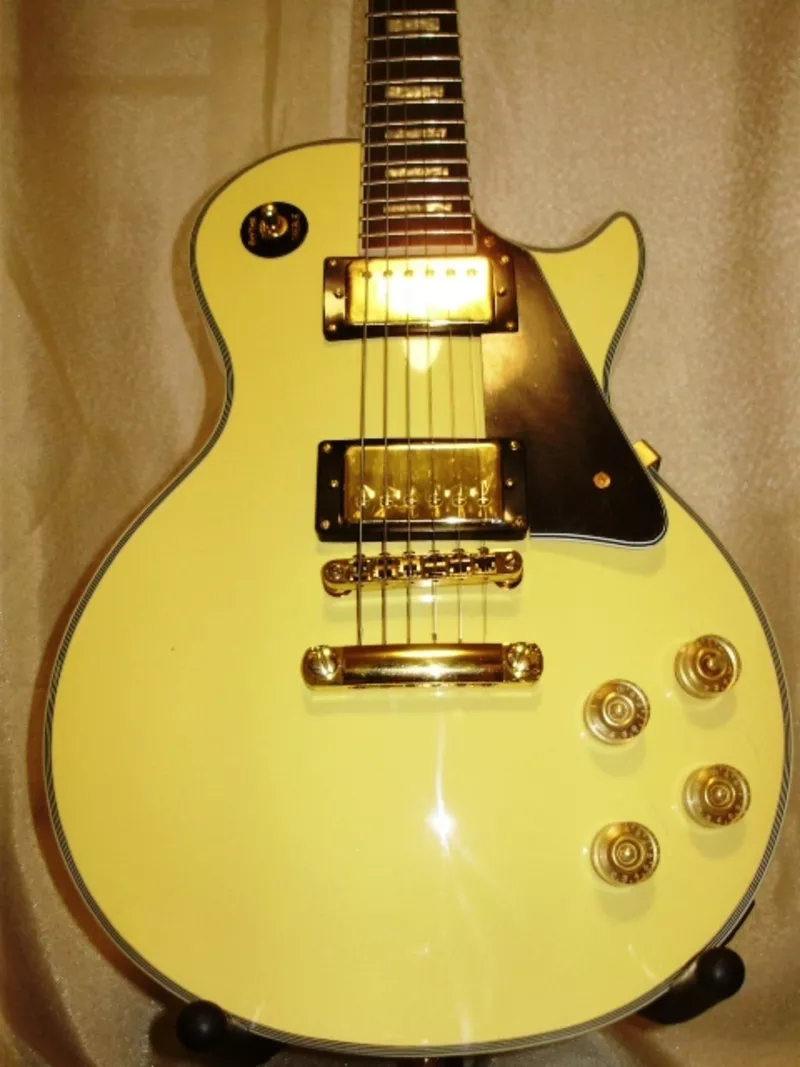 Продам копию Gibson Les Paul Custom Skin Finish 2