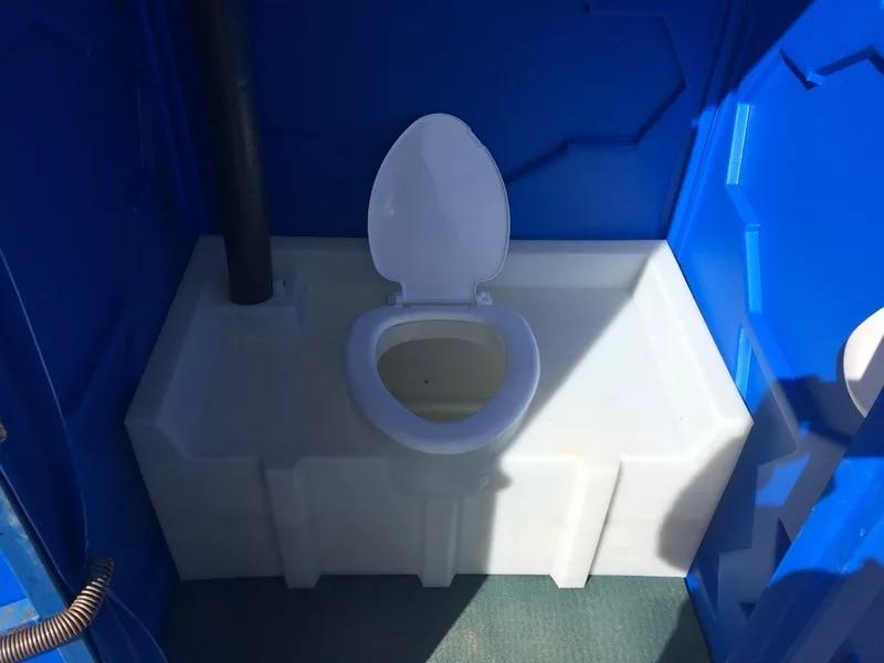 Туалетные кабины,  биотуалеты б/у в хорошем состоянии 3