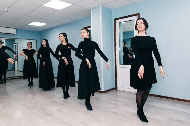 Обучение кавказским танцам в Кавказ Лэнд  9