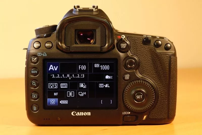 Продажа объективов Canon 5D Mark III  4