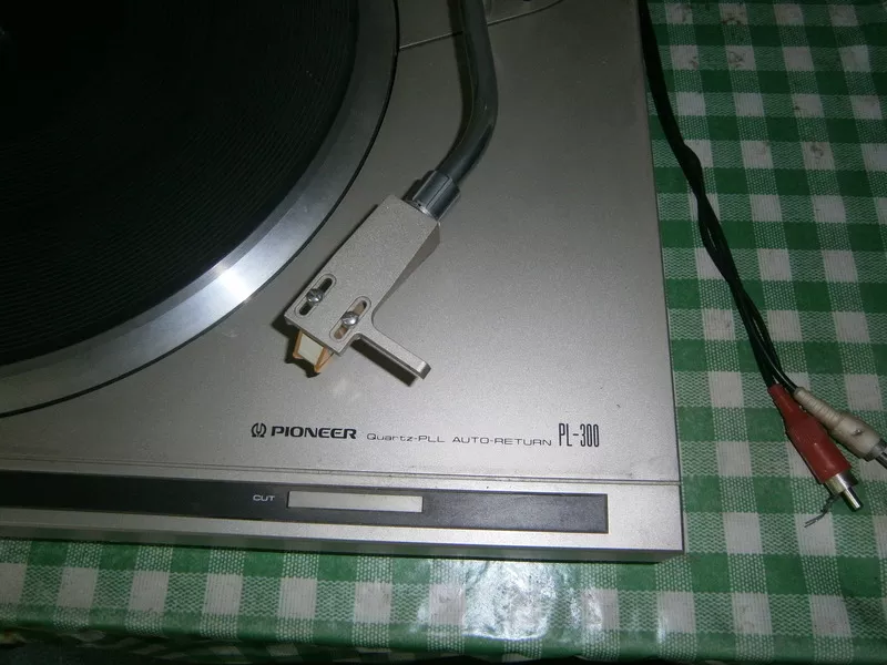 Проигрыватель винила Pioneer PL-300 2