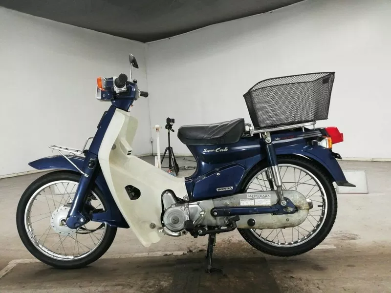 Мотоцикл дорожный Honda Super Cub Custom рама AA01 скутерета 4