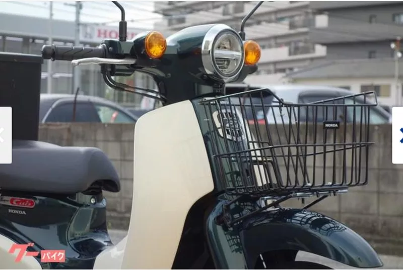Мотоцикл дорожный Honda Super Cub рама AA09 скутерета корзина рундук 5