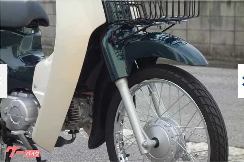 Мотоцикл дорожный Honda Super Cub рама AA09 скутерета корзина рундук 8