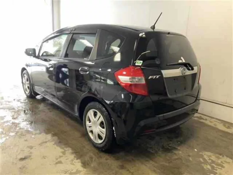 Хэтчбек Honda Fit кузов GE8 модификация 15XH гв 2013 2