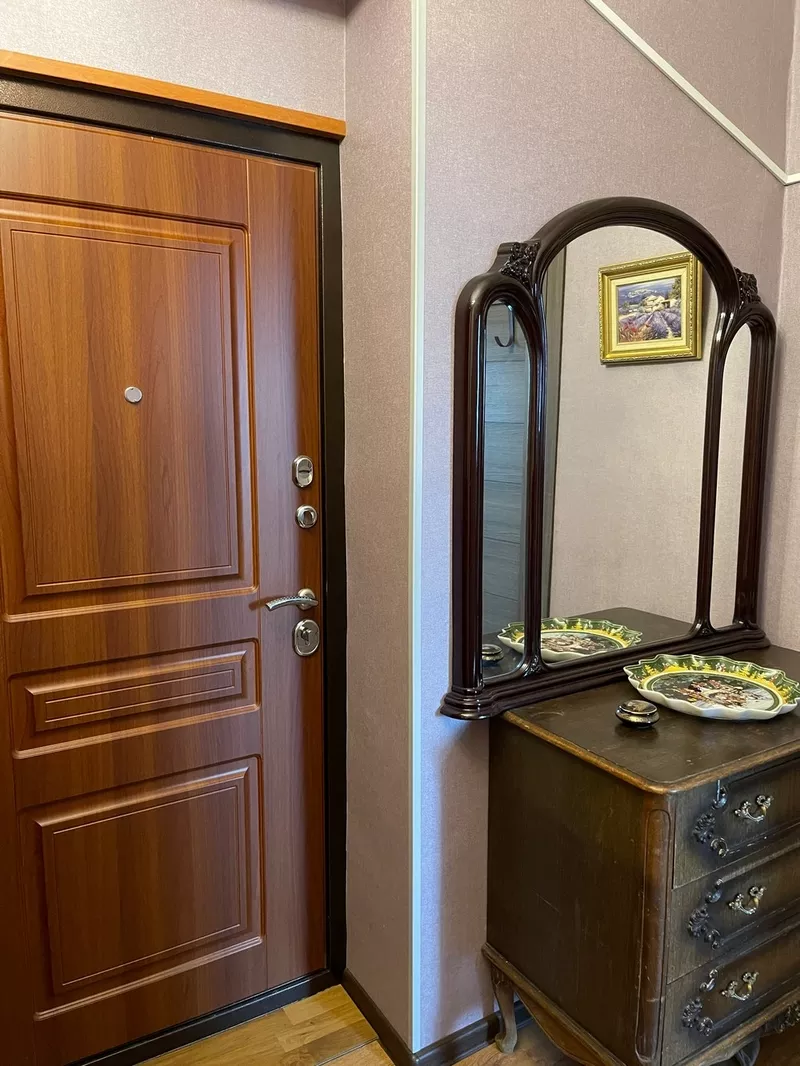 Продается светлая и теплая квартира  Комсомольский проспект 49 6