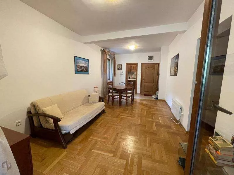Продам 2-х комнатную квартиру на побережье,  в Черногории 3