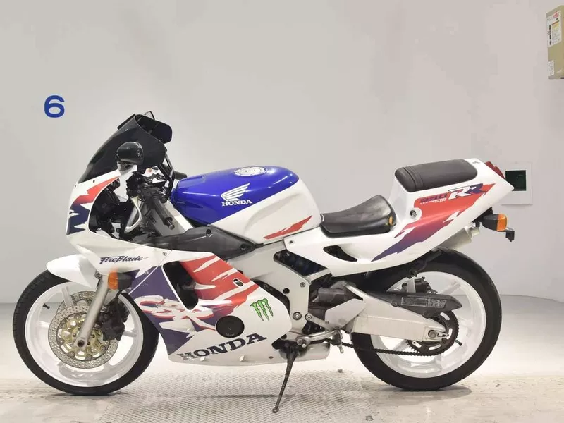 Мотоцикл спортбайк Honda CBR250RR рама MC22 модификация спортивный 2