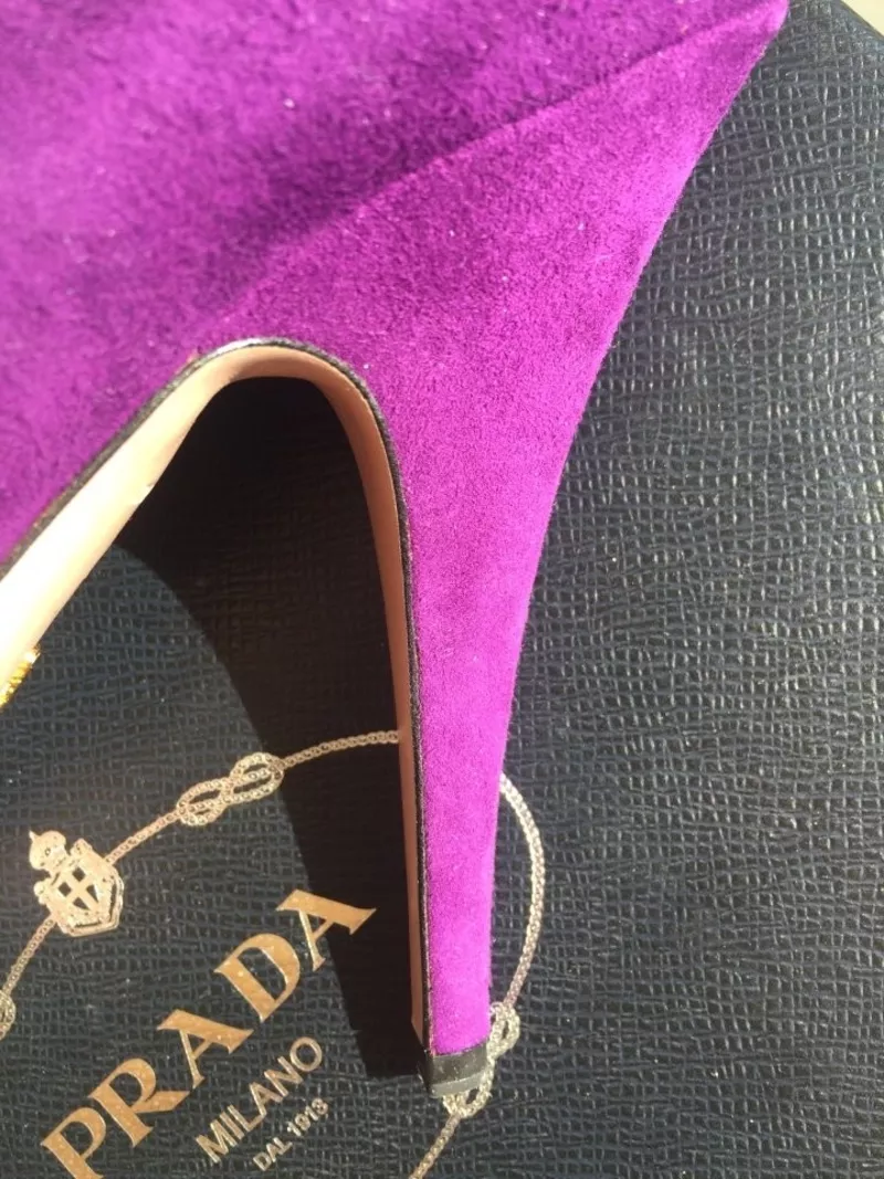 Туфли новые prada италия 39 размер замша сиреневые фиолетовые платформа 2 см каблук шпилька 11 см вн 7