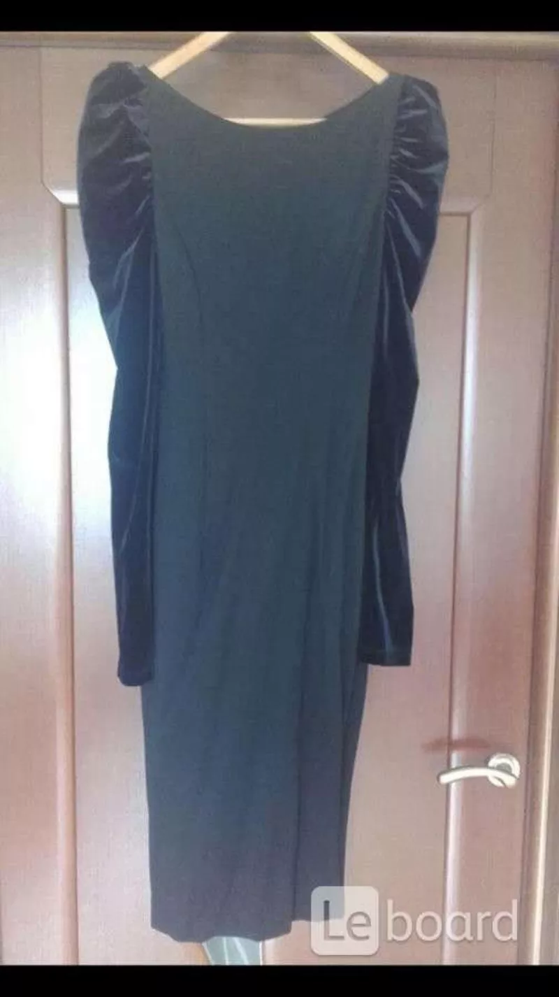 Платье футляр новое м 46 чёрное миди по фигуре ткань плотная вечернее бархат рукава бант стретч плот 5