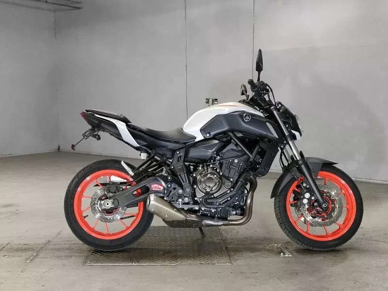 Мотоцикл naked bike Yamaha MT-07 рама RM19J нэйкед байк среднекубатурн