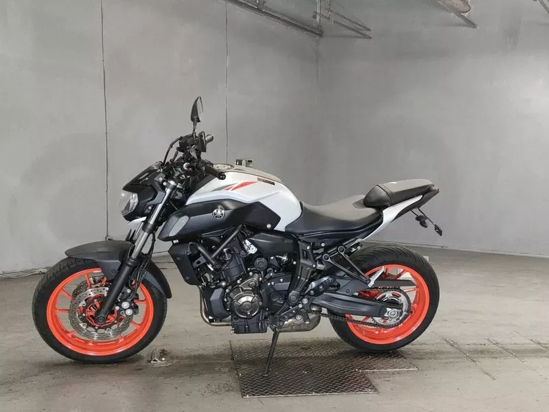 Мотоцикл naked bike Yamaha MT-07 рама RM19J нэйкед байк среднекубатурн 2