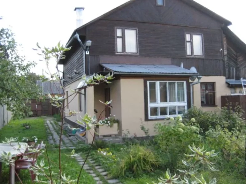 Продается дом в Алабушево,   пятницкое ш. 23 км от Мкад,  Площадь 205м2